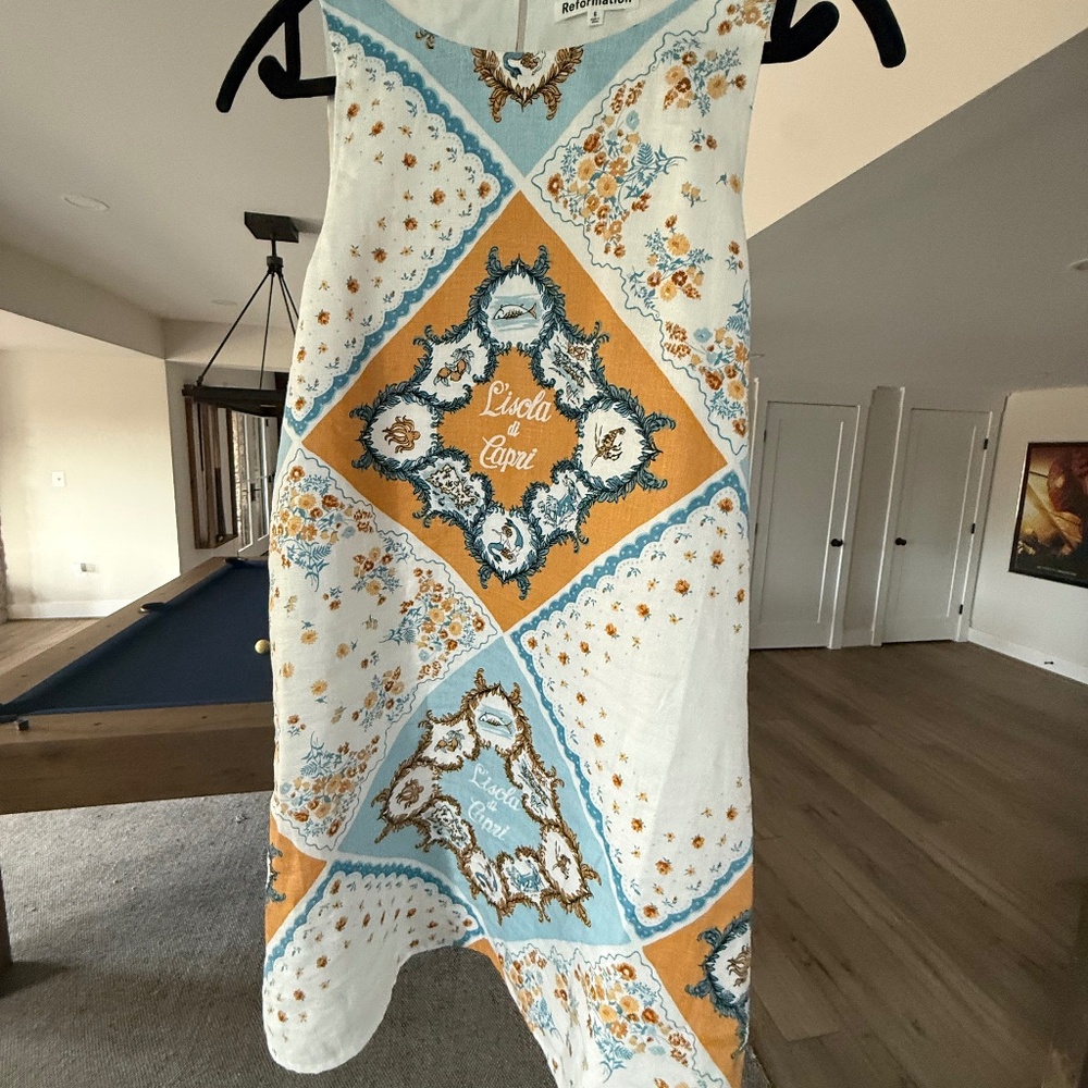 Reformation Linen shift dress with Italian Capri theme